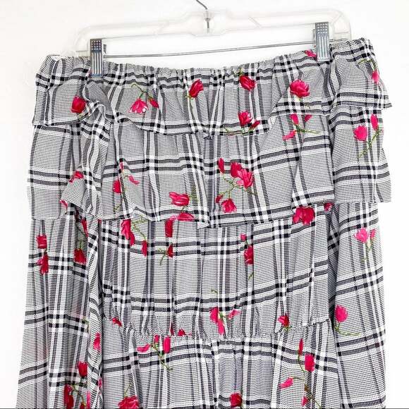 Miss Love Off The Shoulder Bell Sleeve Shorts Romper Black Plaid Cherry Small - Picture 5 of 12